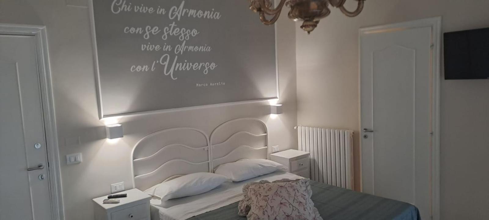 Chez Tata' - Sce Tata Bed and Breakfast Rossano Stazione Exterior foto